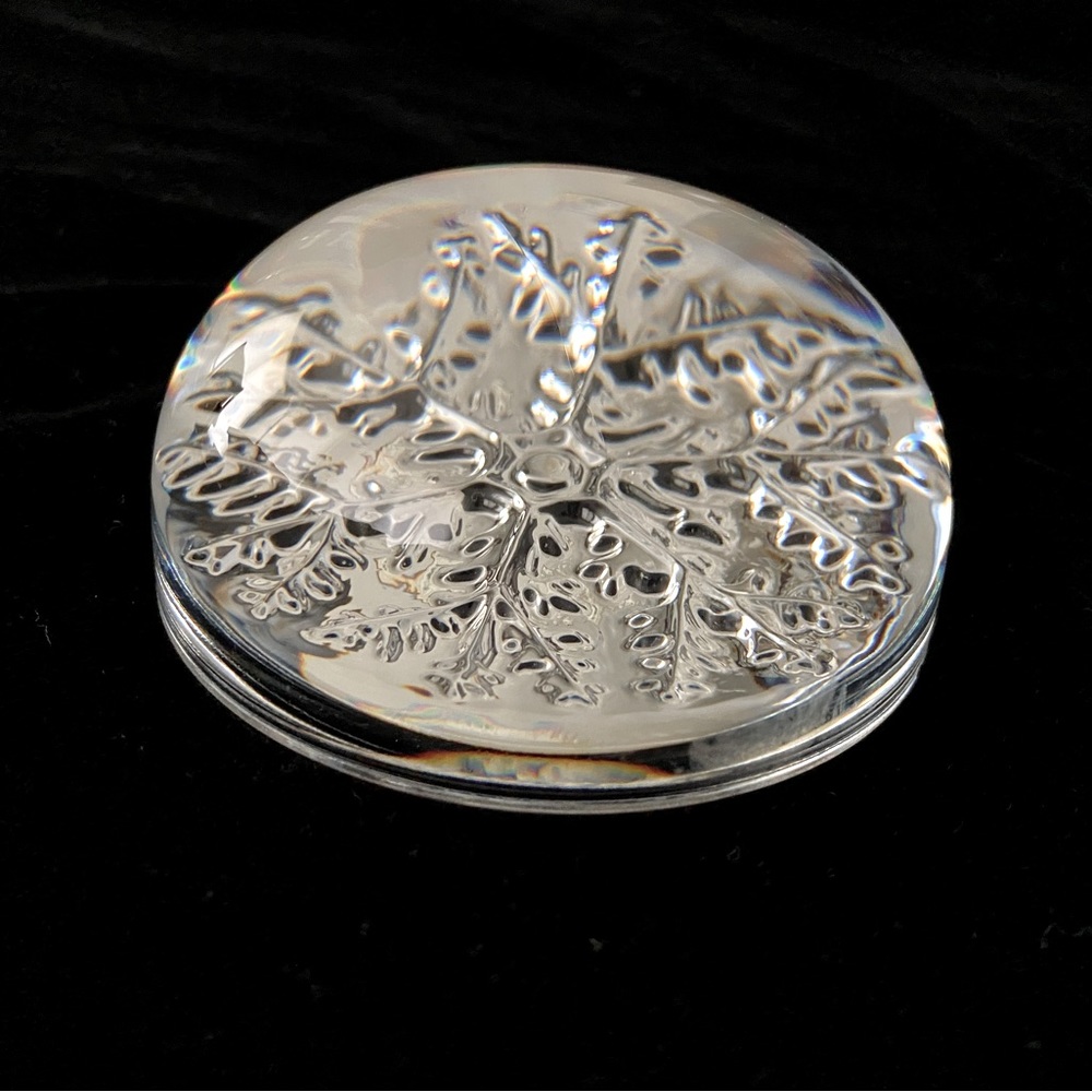 Vintage Solid Glass Domed Snowflake ❄️ Paperweight